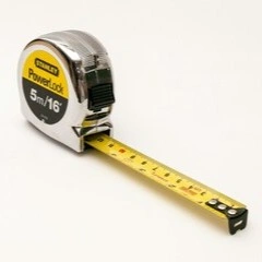 Retractable measuring tape